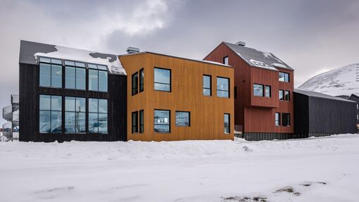 Svalbard Folkehøgskole Polyflor Vinyl Flooring Case Study