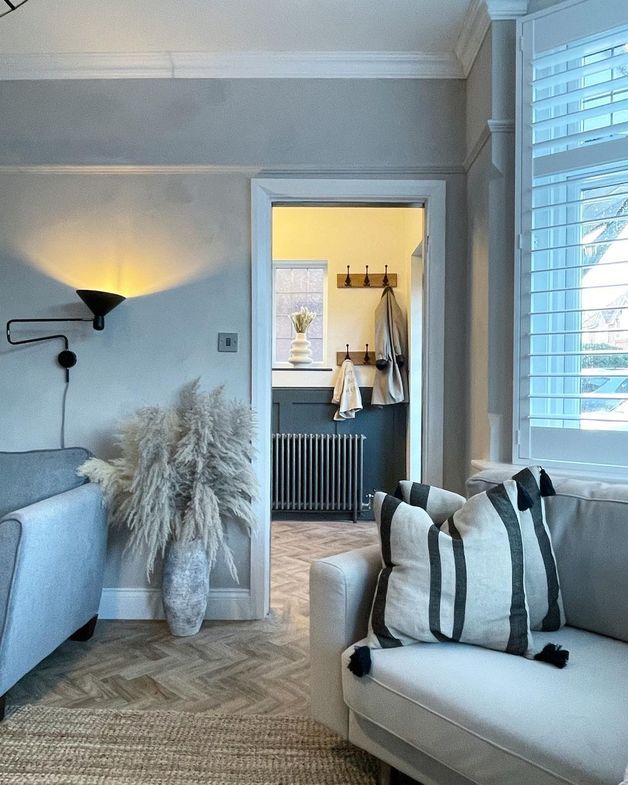 thehouseofdickenstocks polyflor lvt