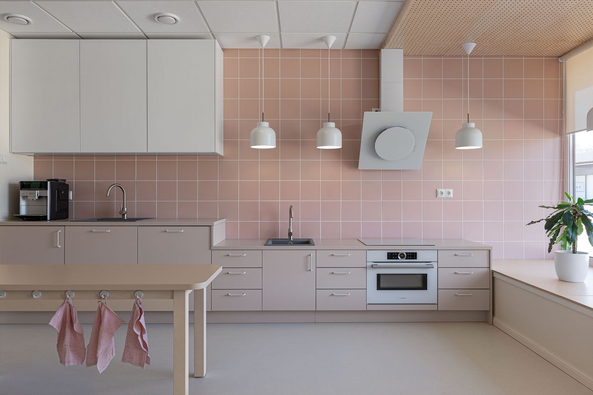 Kindergarten Viiratsi Palettone Polyflor Vinyl Case Study 