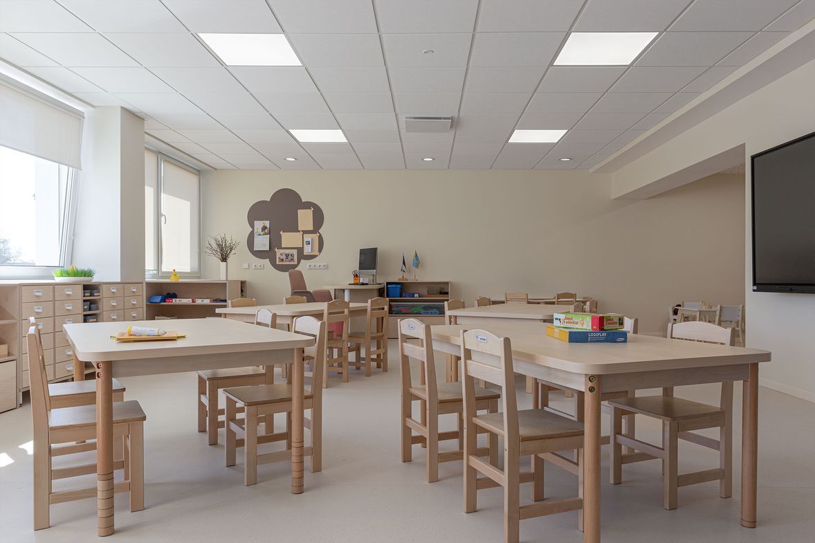 Kindergarten Viiratsi Palettone Polyflor Vinyl Case Study 
