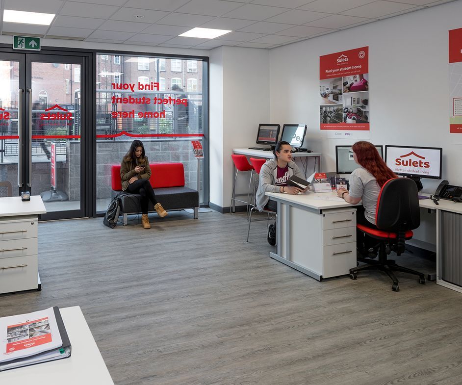 De Montfort University - Polyflor Vinyl Flooring