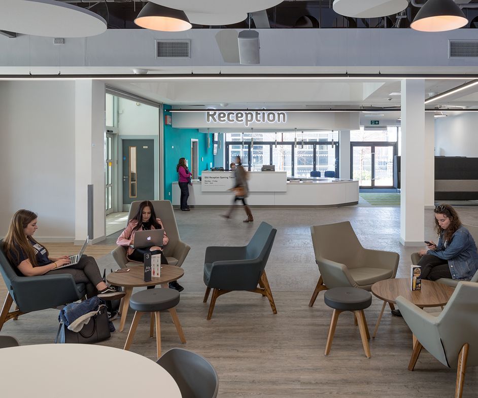 De Montfort University - Polyflor Vinyl Flooring