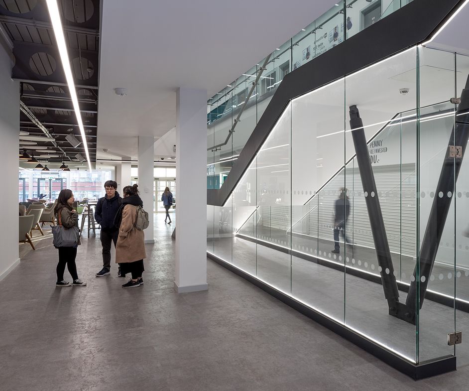 De Montfort University - Polyflor Vinyl Flooring