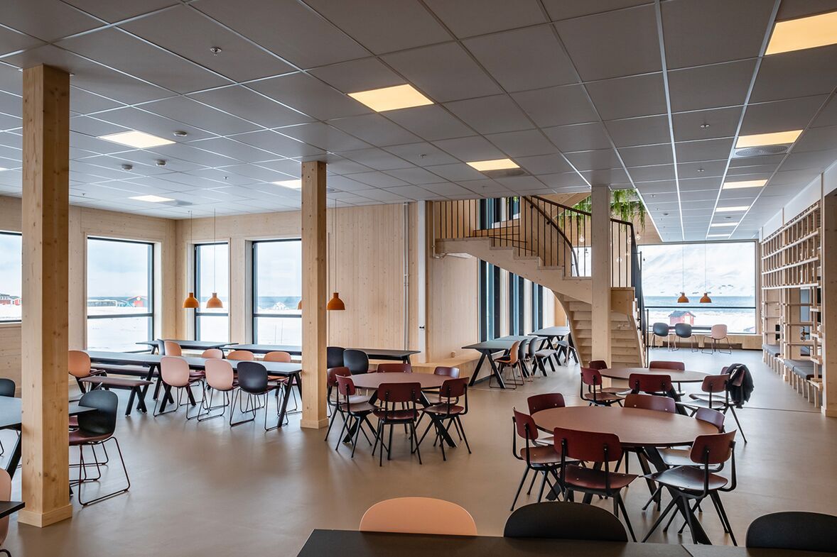 Svalbard Folkehøgskole Polyflor Vinyl Flooring Case Study