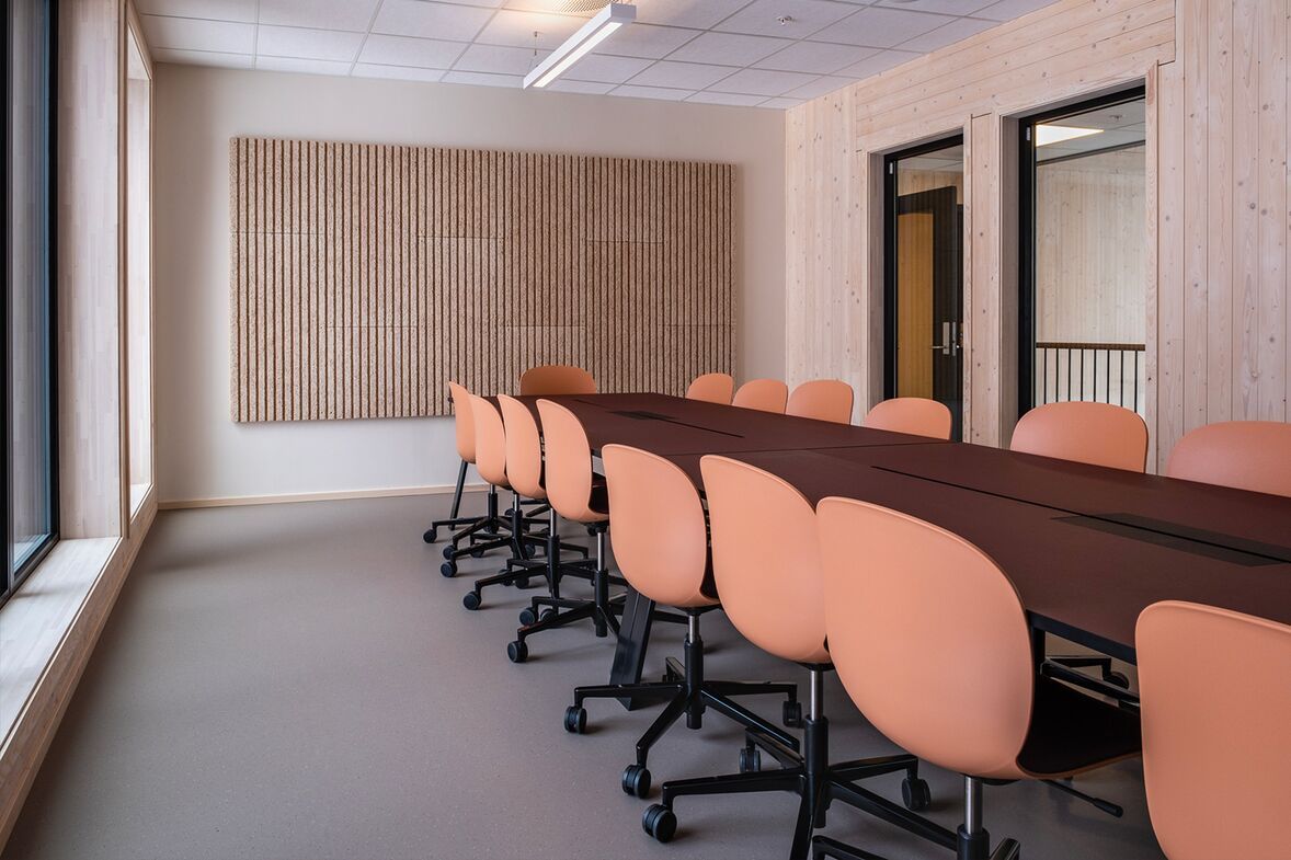 Svalbard Folkehøgskole Polyflor Vinyl Flooring Case Study