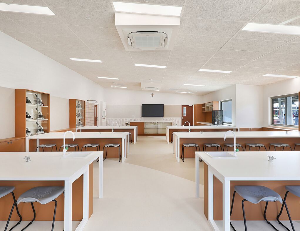 Emmanuel College - Polyflor Vinyl Flooring