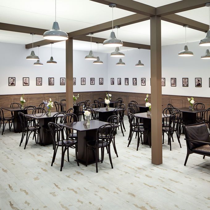  White wood effect vintage style flooring in a restaurant