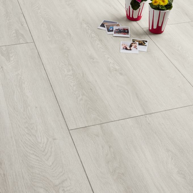 Close up of the Brickwork wood tile effect, Bianco Oak inlaid with Grey Grouting Strip.